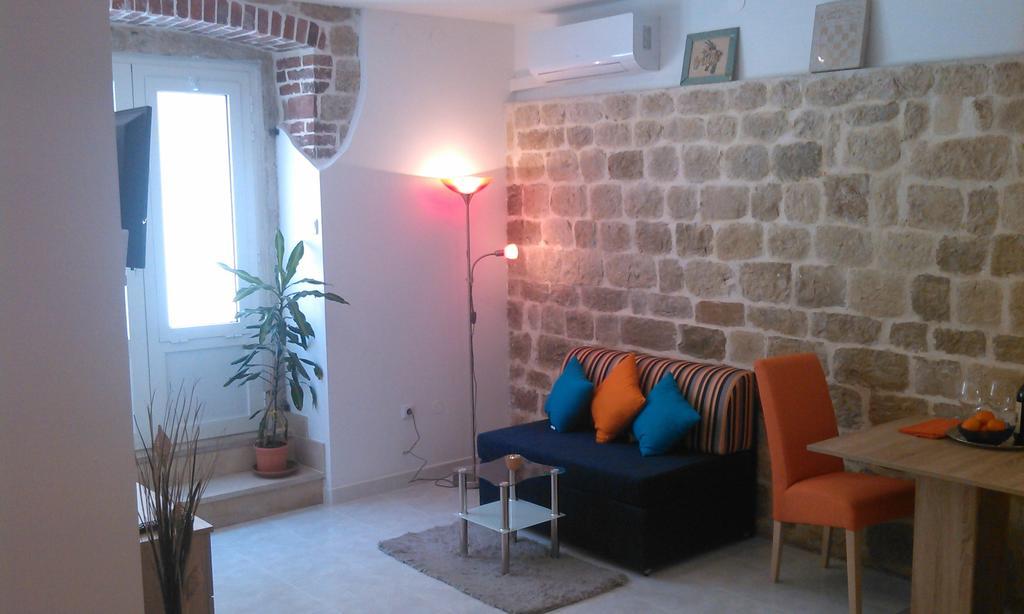 Apartman Drazin Kaštela Esterno foto