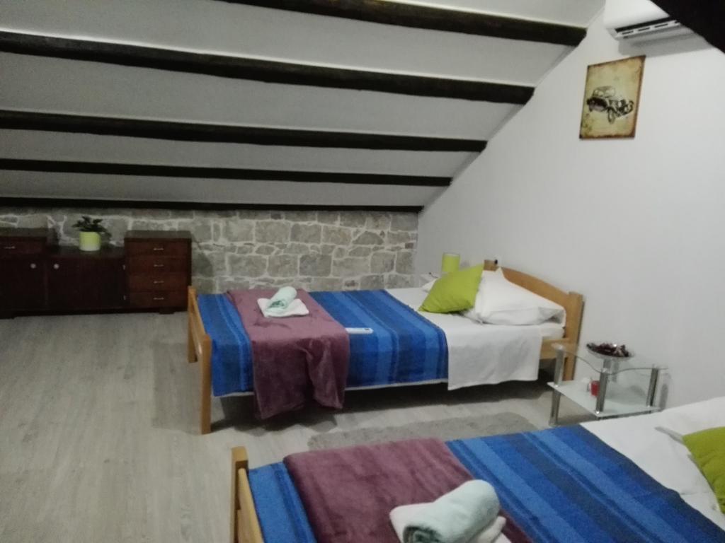 Apartman Drazin Kaštela Esterno foto