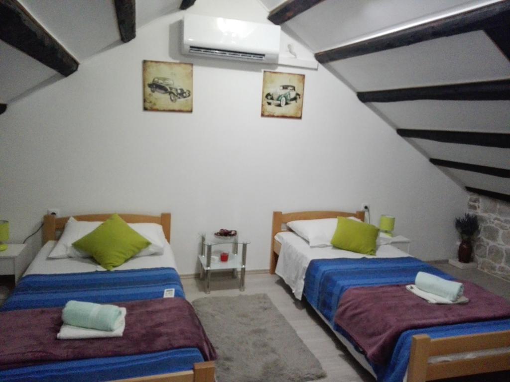 Apartman Drazin Kaštela Esterno foto