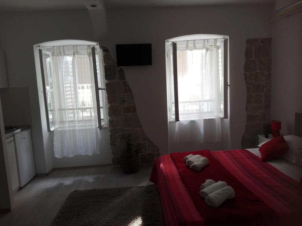 Apartman Drazin Kaštela Esterno foto
